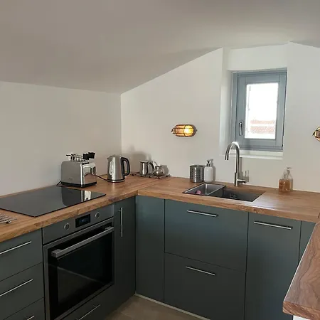 Apartment La Casa In Piazza